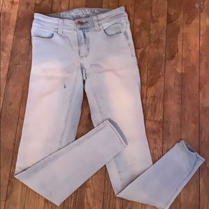 Light Wash AE skinny jeans